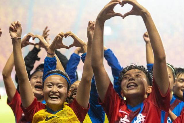 勇士险胜终结独行侠7连胜 国王力克快船回第七