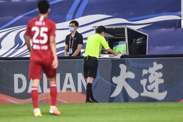 廖三宁：在国家队练的很苦 但收获也很大